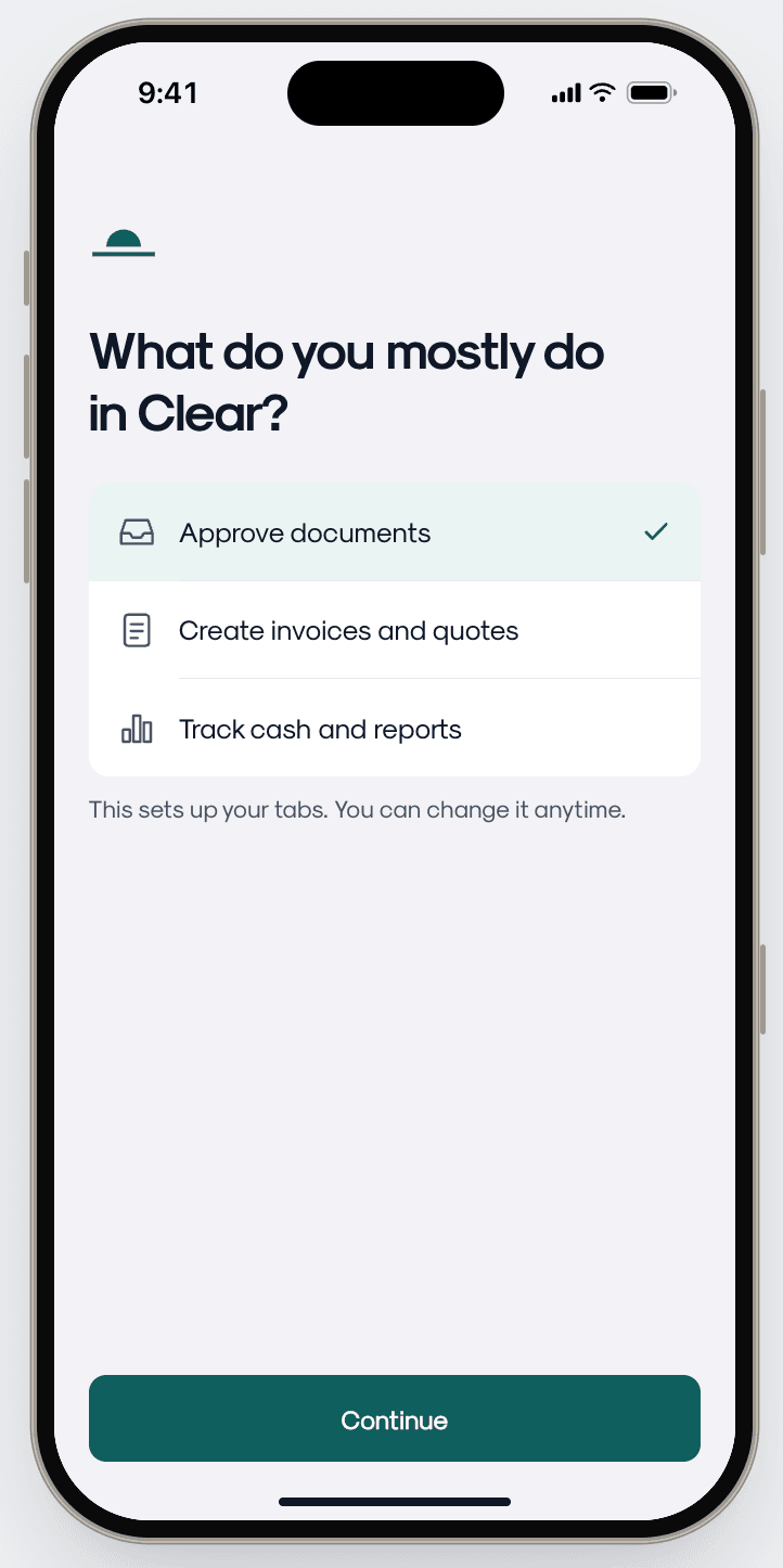 Onboarding question with three choices: approve documents, create invoices and quotes, track cash and reports